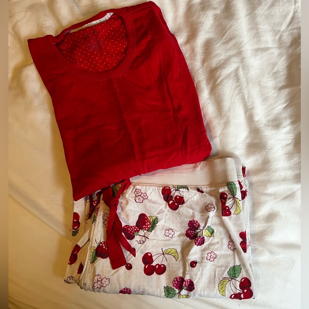 NWOT Nick & Nora Cherry Print Pajama Set - Red and White